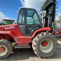 Manitou M26-4 Allrad * Geländestapler