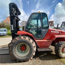 Manitou M26-4 Allrad * Geländestapler