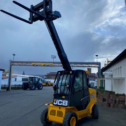 JCB JCB Teletruk TLT 35-26 4x4 * Teleskopstapler starr