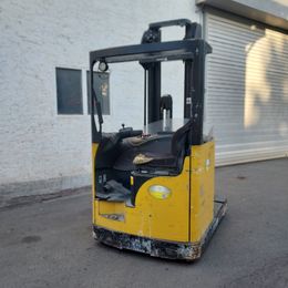 Yale MR 14 AC * Schubmaststapler