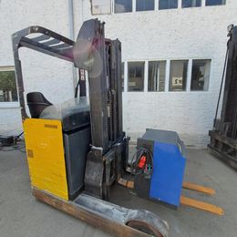 Yale MR16 * Schubmaststapler