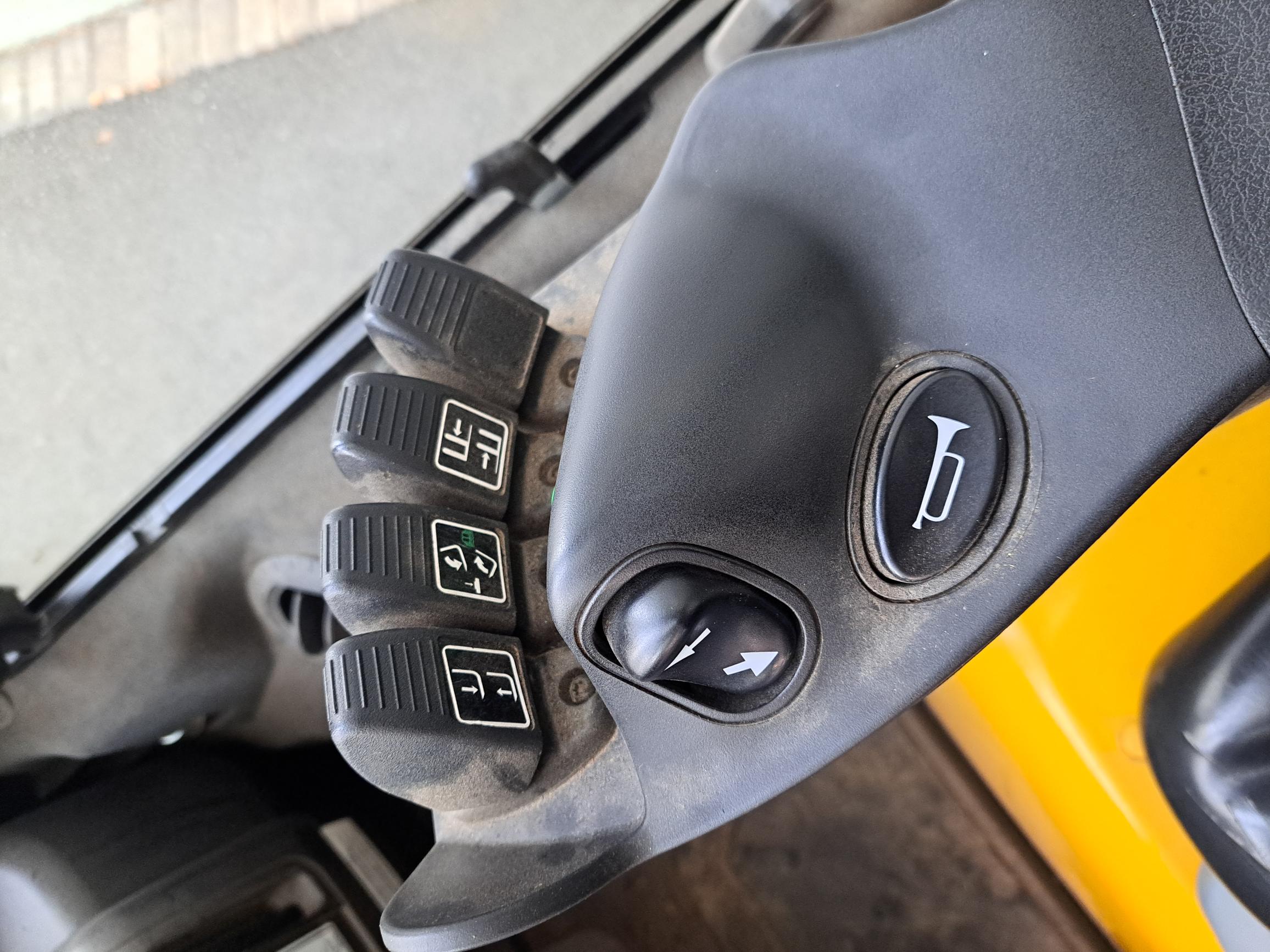 Yale GDP 35 VX Dieselstapler gebraucht Yale GDP 35 VX * Dieselstapler