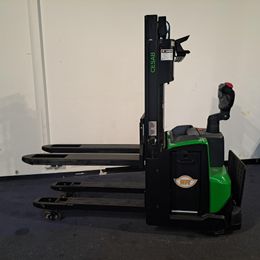 Cesab S 220 D Hochhubwagen gebraucht Cesab S 220 D * Hochhubwagen