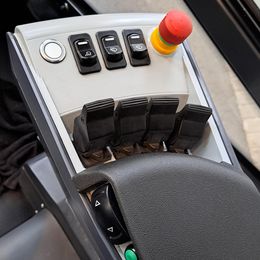 Carer A80 SC 4-Rad Elektrostapler gebraucht Carer A80 SC * 4-Rad Elektrostapler