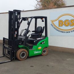 HC (Hangcha) CPD18-XD4-SI16 4-Rad Elektrostapler gebraucht HC (Hangcha) CPD18-XD4-SI16 * 4-Rad Elektrostapler