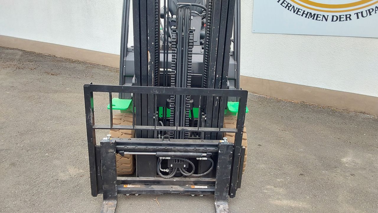 HC (Hangcha) CPD18-XD4-SI16 4-Rad Elektrostapler gebraucht HC (Hangcha) CPD18-XD4-SI16 * 4-Rad Elektrostapler