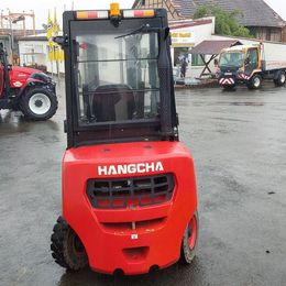 HC (Hangcha) CPCD30-XRW92F * Dieselstapler