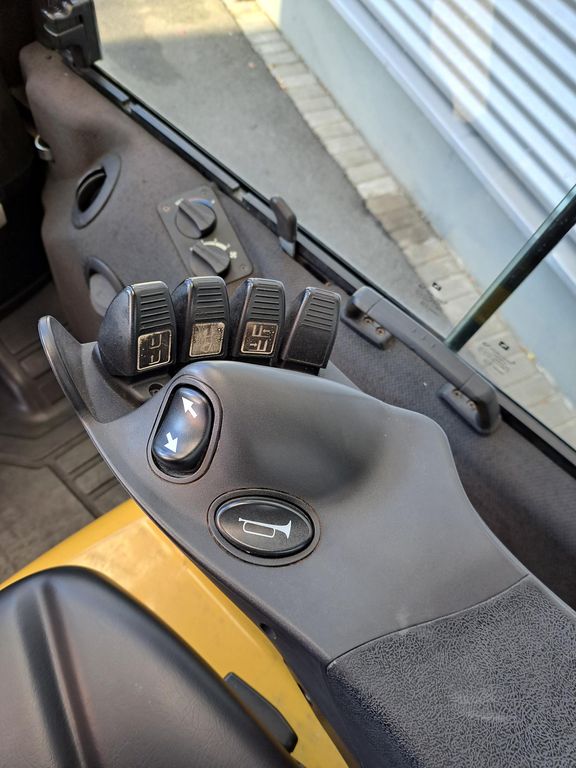 Yale GDP 30 VX Dieselstapler gebraucht Yale GDP 30 VX * Dieselstapler