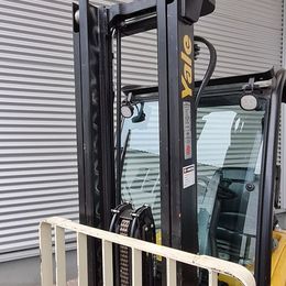 Yale ERP 16 VT SWB * 3-Rad Elektrostapler