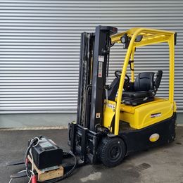 Hyster J 1,6 XNT * 3-Rad Elektrostapler