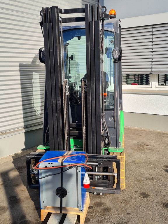 Cesab B420II 4-Rad Elektrostapler gebraucht Cesab B420II * 4-Rad Elektrostapler