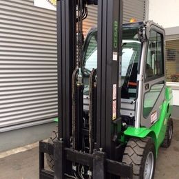 Cesab M 335 H-DV Dieselstapler gebraucht Cesab M 335 H-DV * Dieselstapler