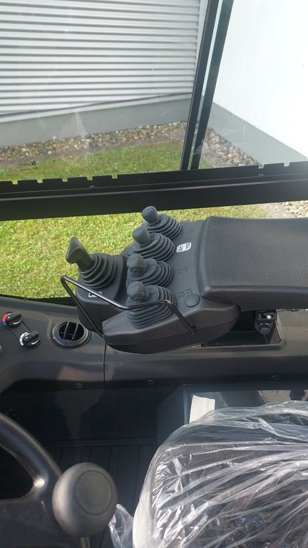 Cesab B860II 4-Rad Elektrostapler gebraucht Cesab B860II * 4-Rad Elektrostapler